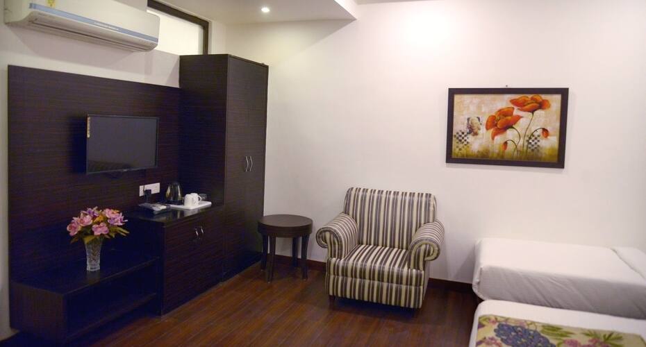 Hotel Royal Inn, Kanpur 2